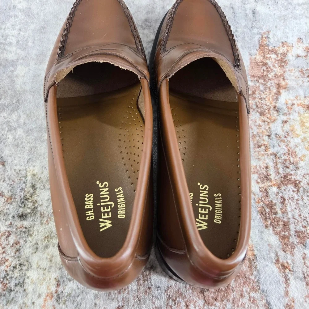 GH Bass Logan Weejuns Penny Loafers Mens 9.5 D Wide Brown Leather Slip On
